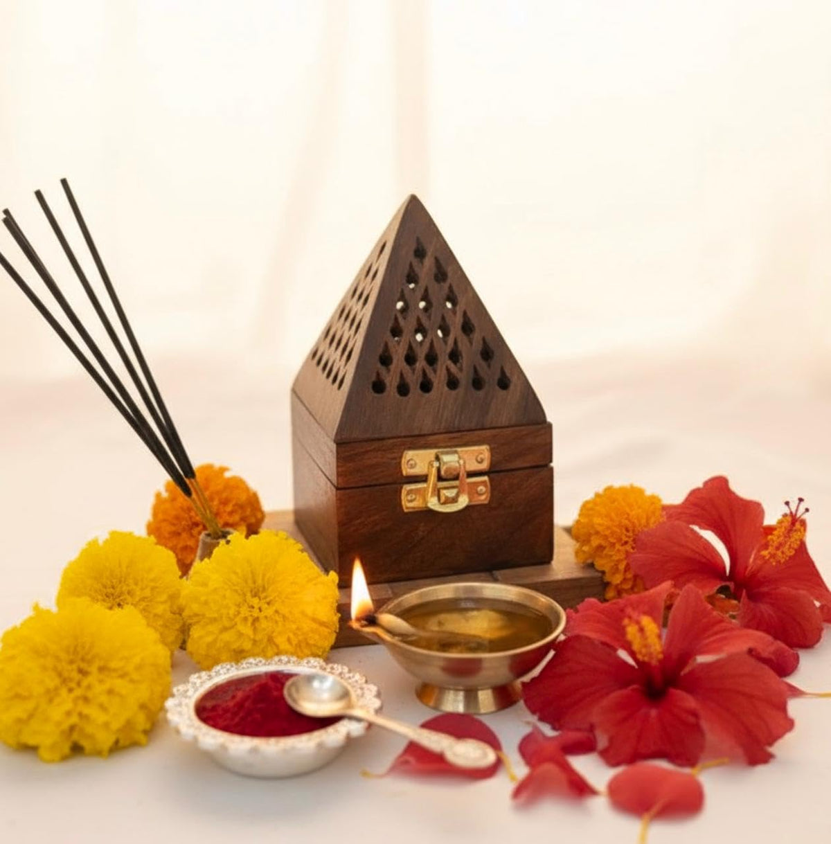 Gravon Wooden Dhoop Dani – Handcrafted Pyramid Incense Holder with Brass Lock